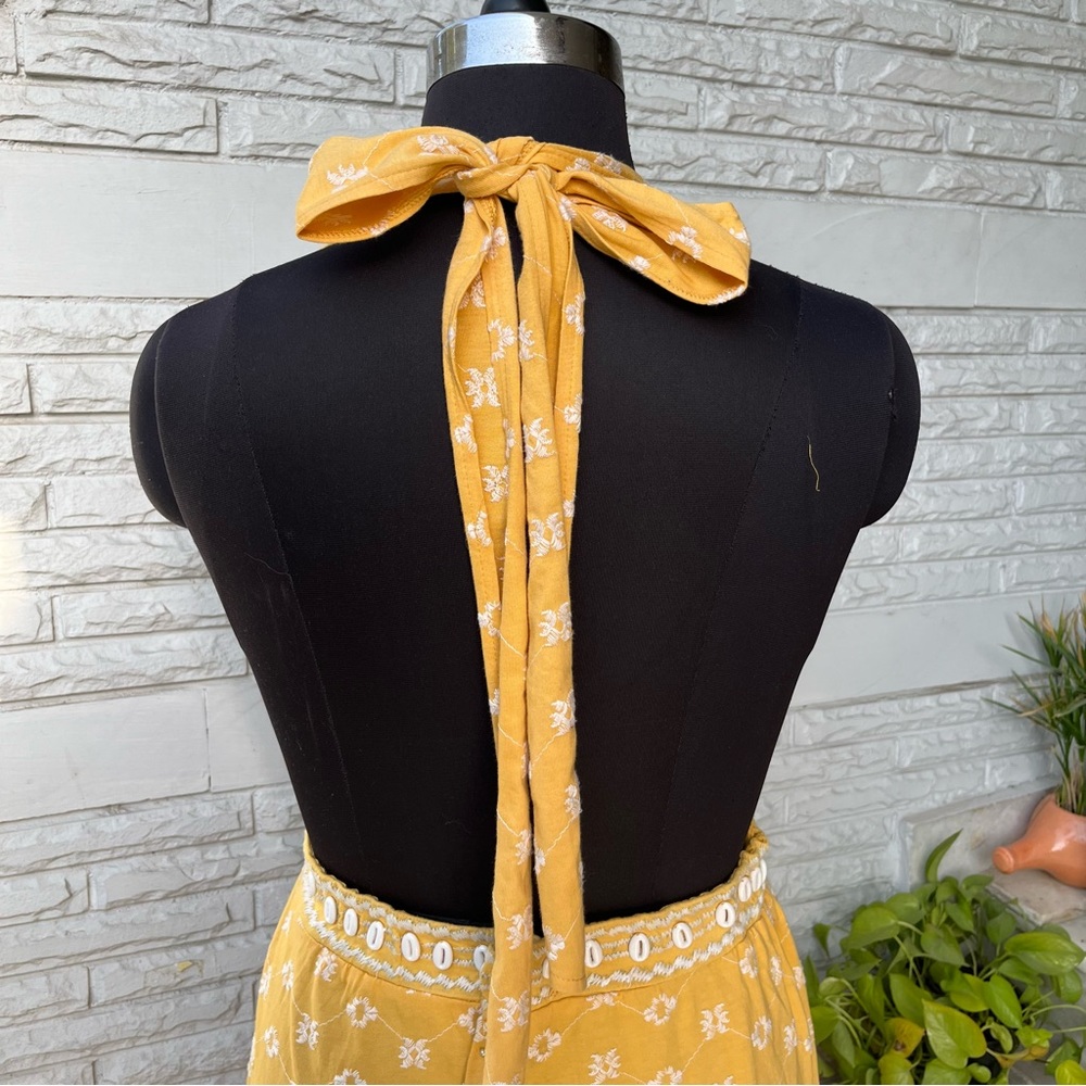 SOLD ❌ NWOT Yellow Plunge Halter Neck, Backless Dress with middle split - Picture 6 of 9
